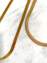 Load image into Gallery viewer, Herringbone Necklace
